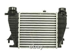 VALEO VAL818251 Intercooler, charger OE REPLACEMENT XX864 6E917C